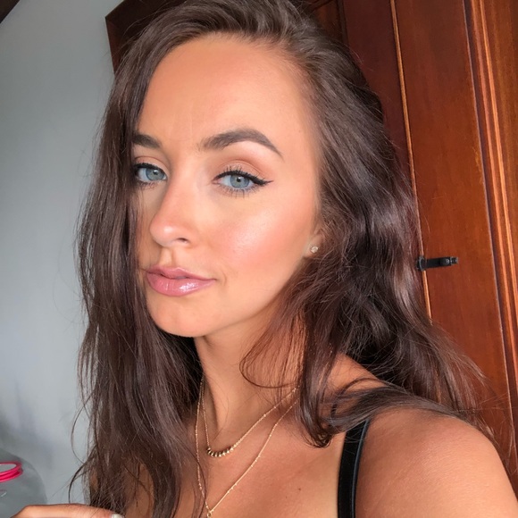 Meet your Posher, Makenna - Picture 1 of 1